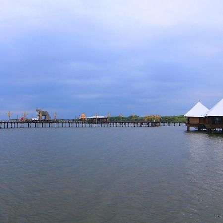 Beejay Bakau Resort Probolinggo Εξωτερικό φωτογραφία